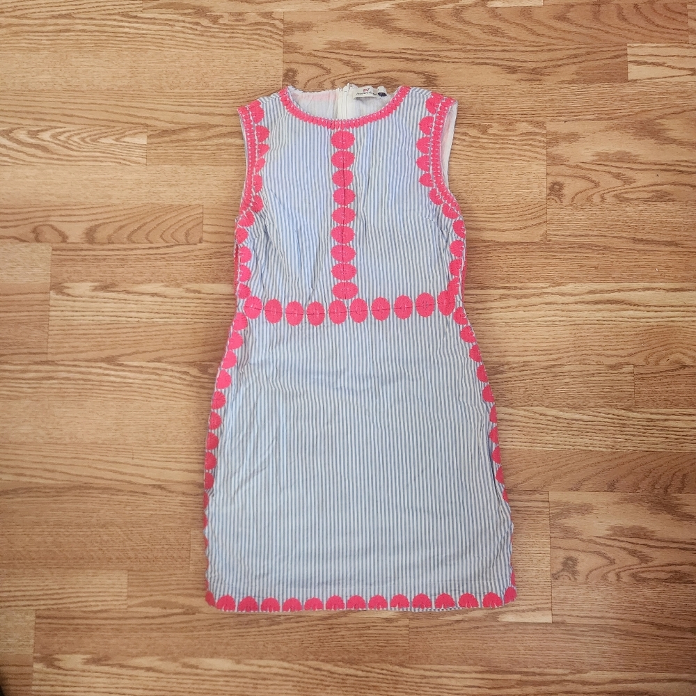EUC Vineyard Vines Blue and Pink Striped Dress with Scallop Trim, Size 4